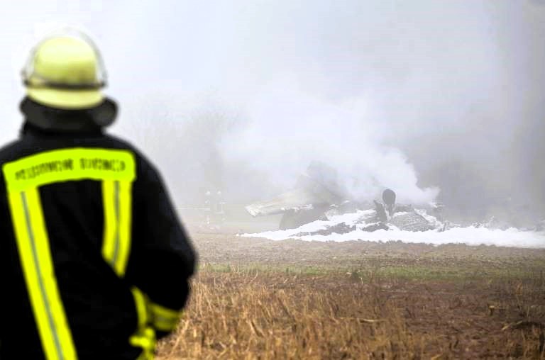 Flugzeugabsturz Ber Deutschland Todesopfer Best Tigt Rettungskr Fte